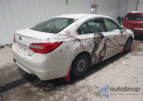 2015 Subaru Legacy 2.5I Premium z USA, uszkodzony, nr VIN 4S3BNBC6XF3041541